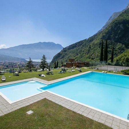 Lake View Dom-Us Apartment - Happy Rentals Riva del Garda Exterior photo